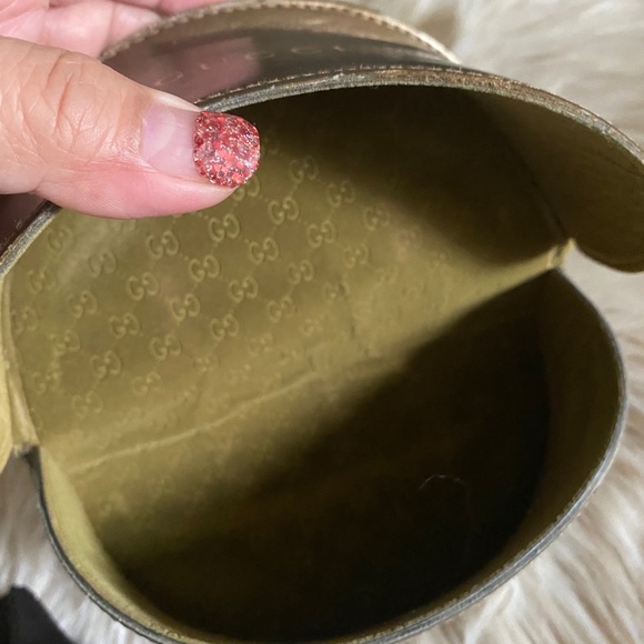 Authentic Gucci Sunglasses - Picture 3 of 10